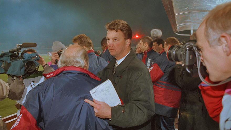 Vangaal1995