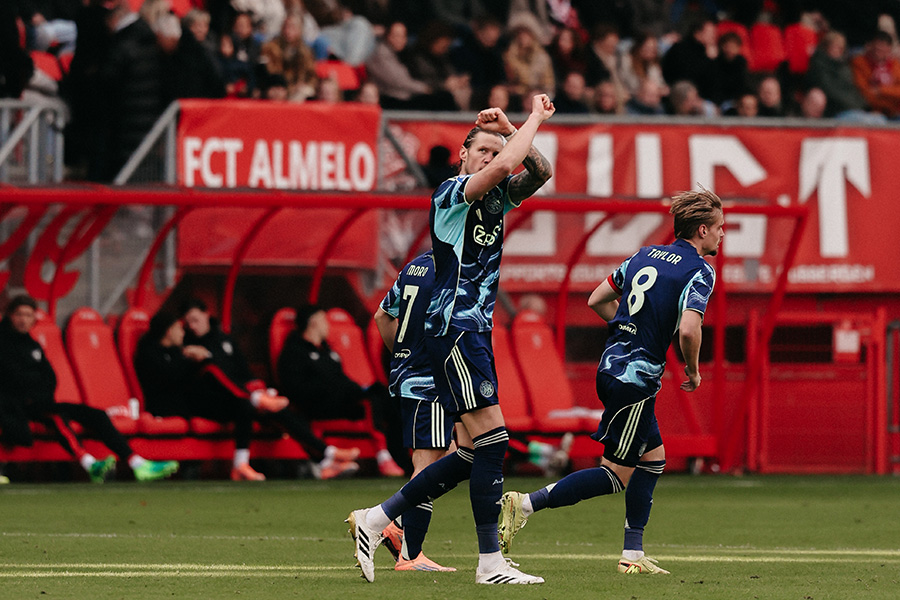 Wout X Na Goal