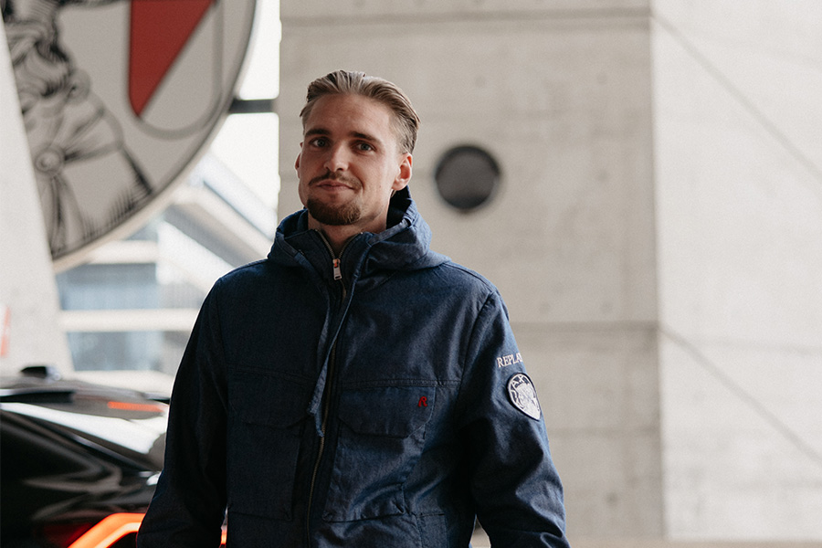 Taylor Aankomst