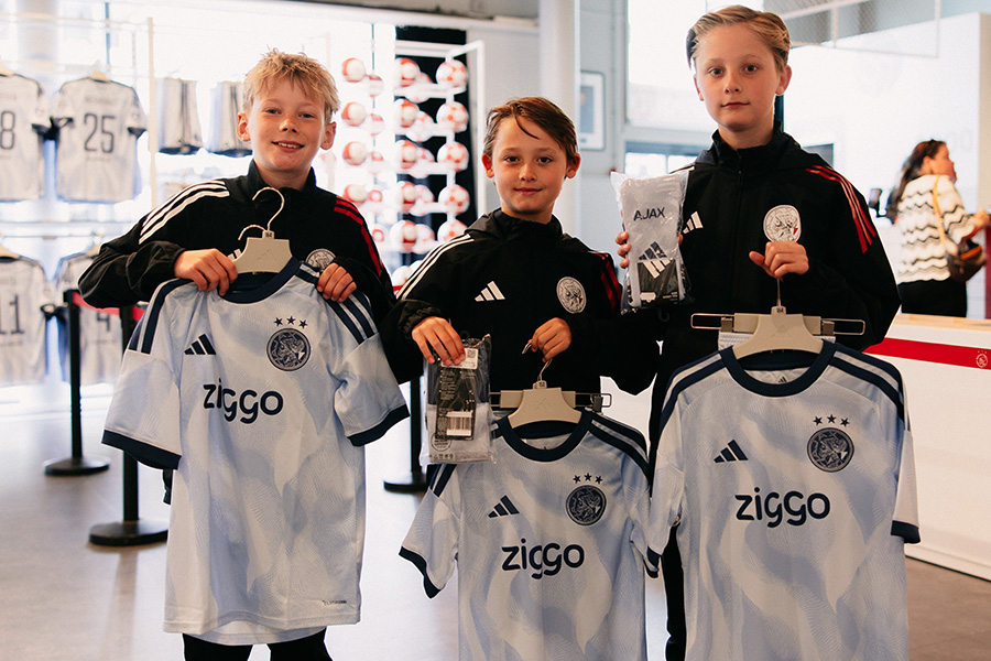 Derde Shirt Fanshop 900 4