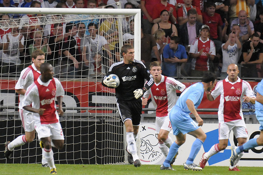 Eerste Europa League Duel Ajax Stekelenburg 02 900