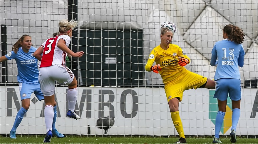 De openingstreffer van Stefanie van der Gragt is in de maak.