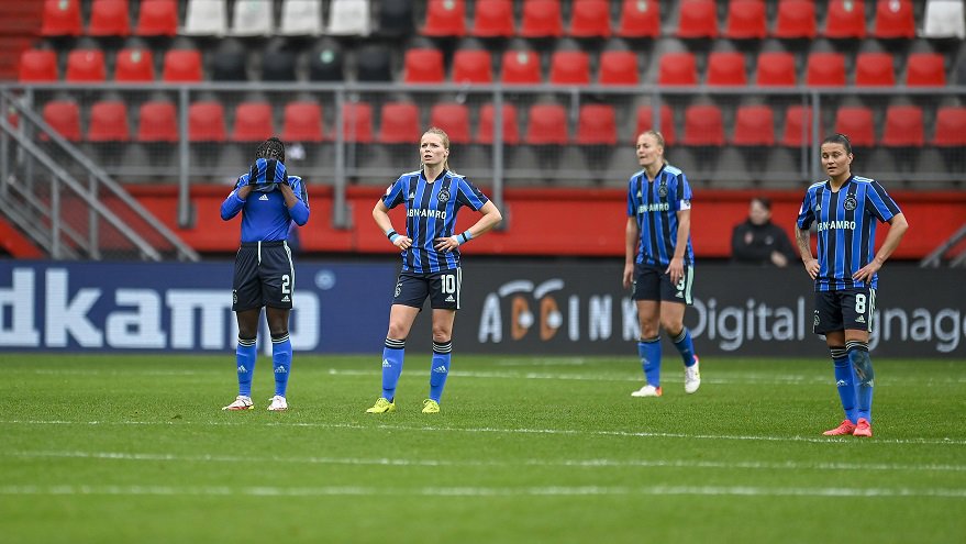 Ajaxvrouwen (2)