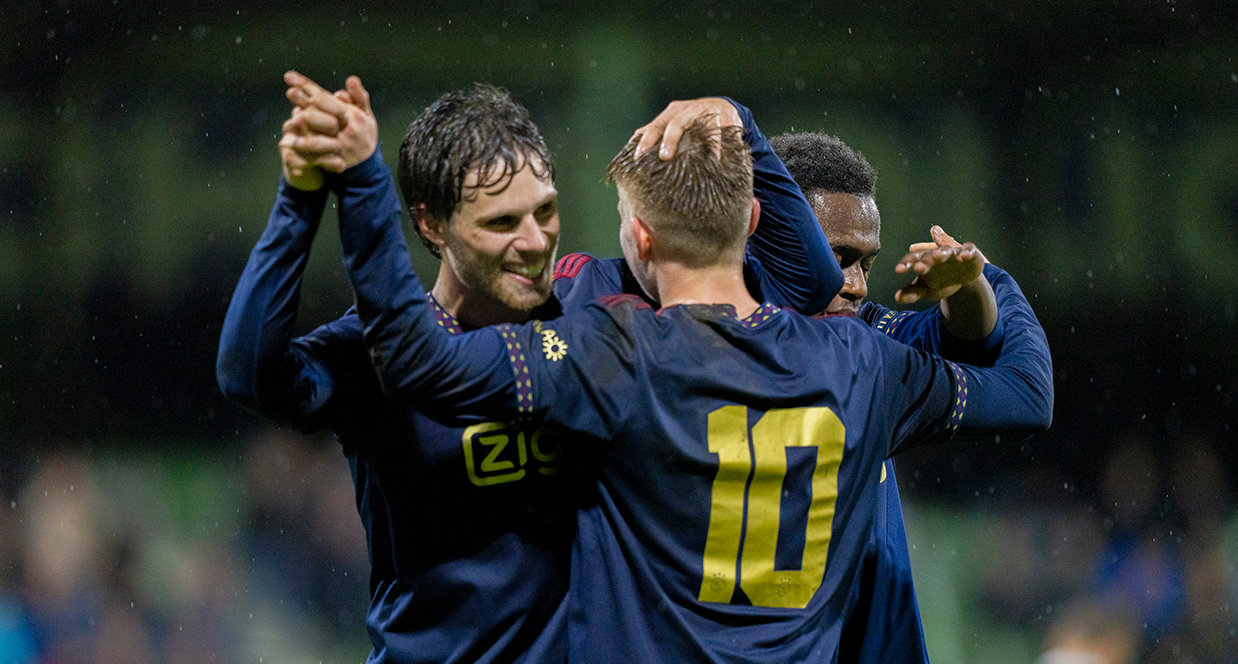 Jong Ajax Viert Overwinning 1280