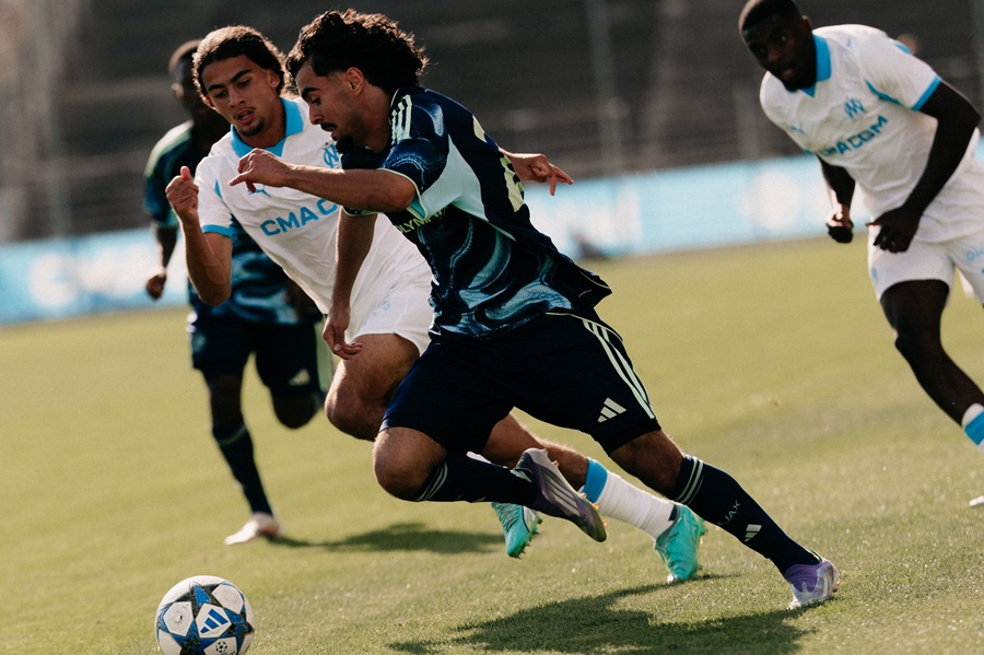 UYL12