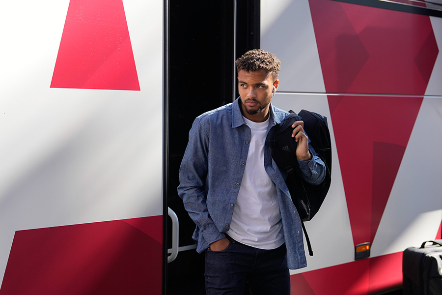 Aankomst Bus Utrecht Rensch 900