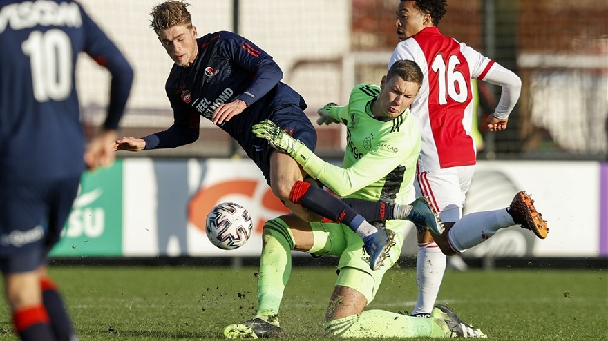 Jongajaxhelmondsport11