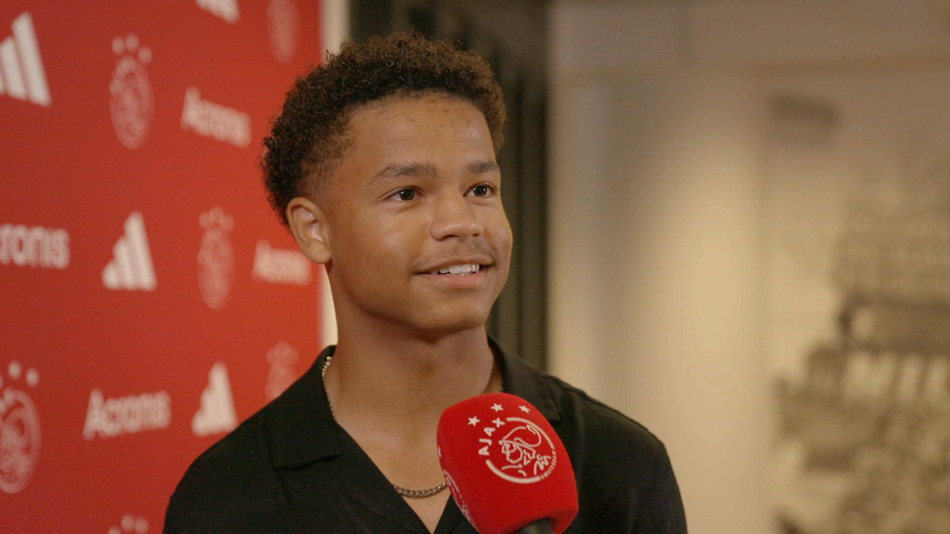 Alders en Ugwu blij met contract: 'Ajax 1 komt steeds dichterbij'