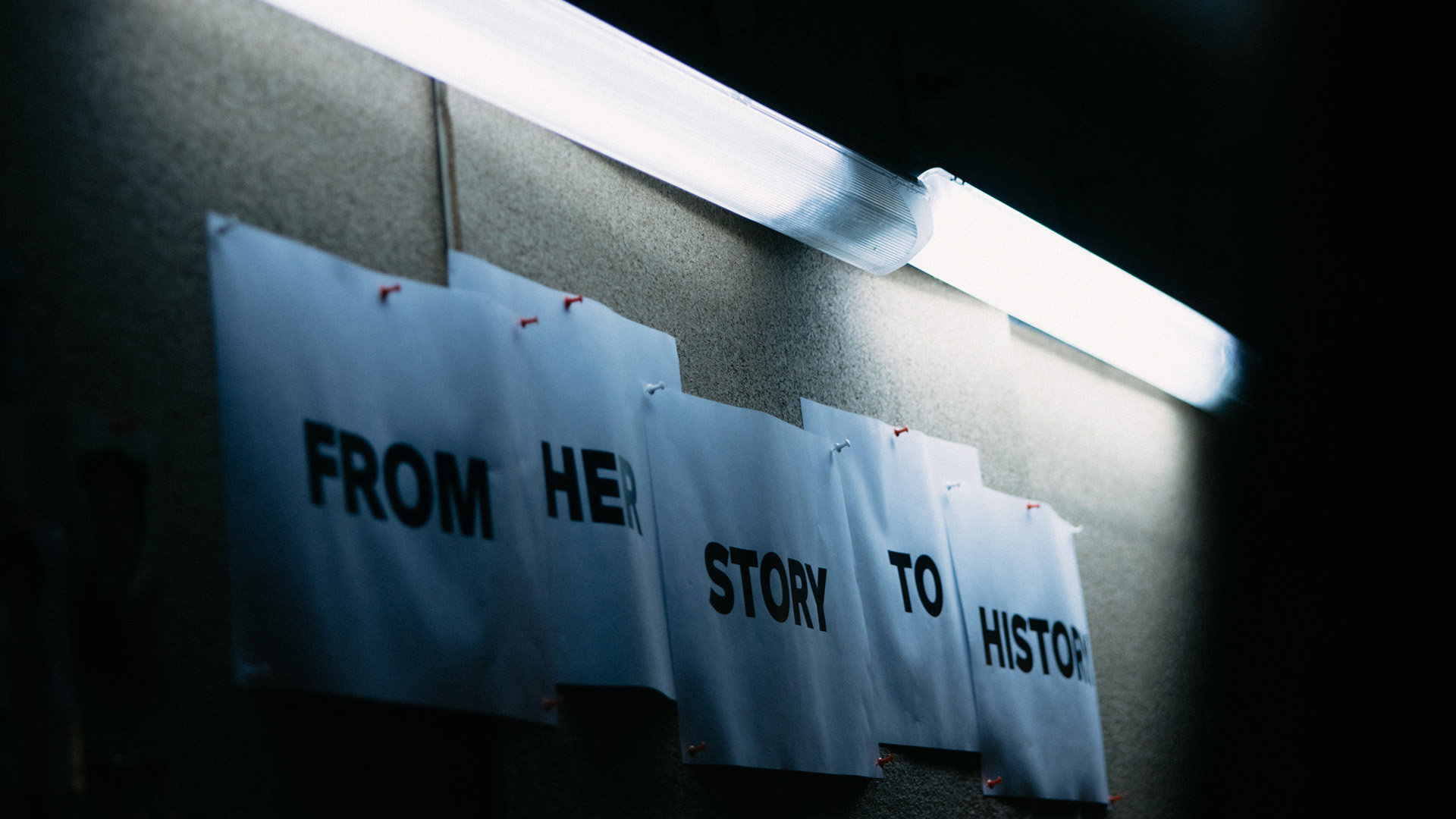 Header AV 1920