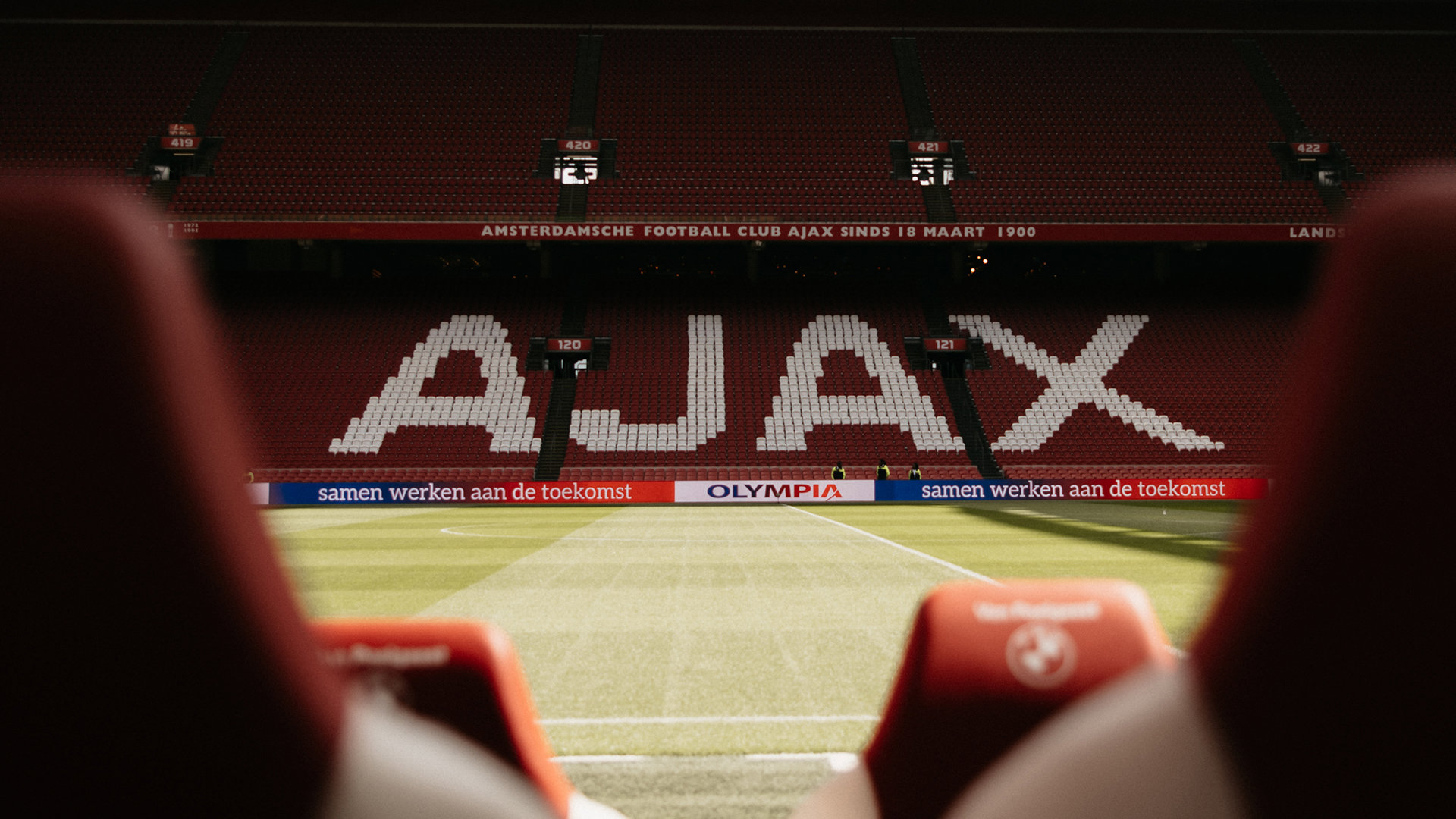 Arenadugout1920