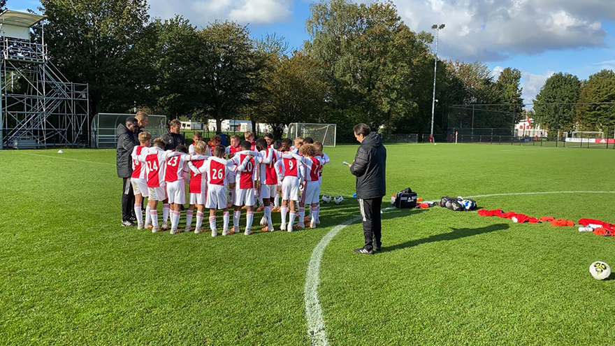 De winst is binnen voor Ajax O11!