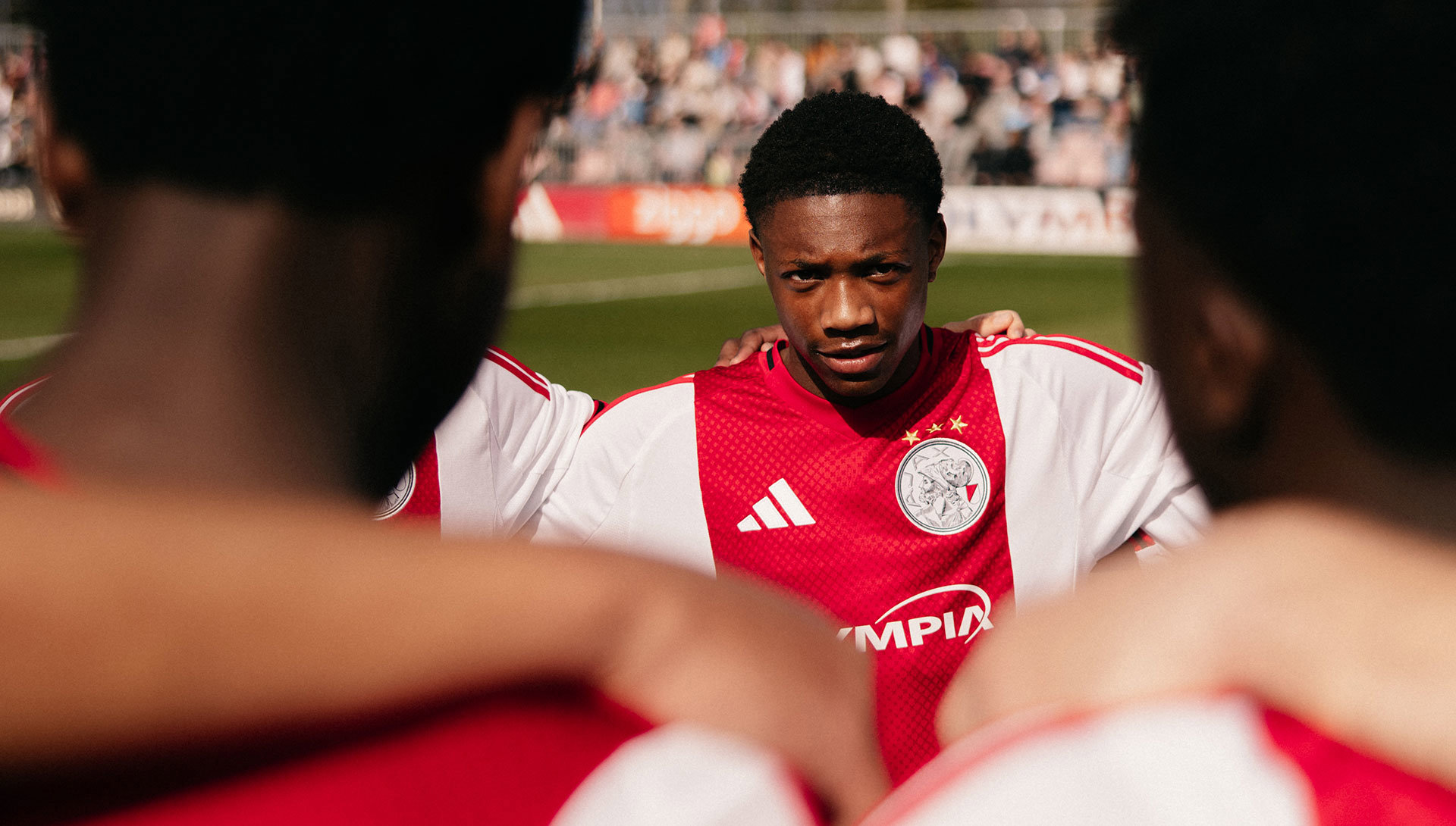 Ajax Future 1920
