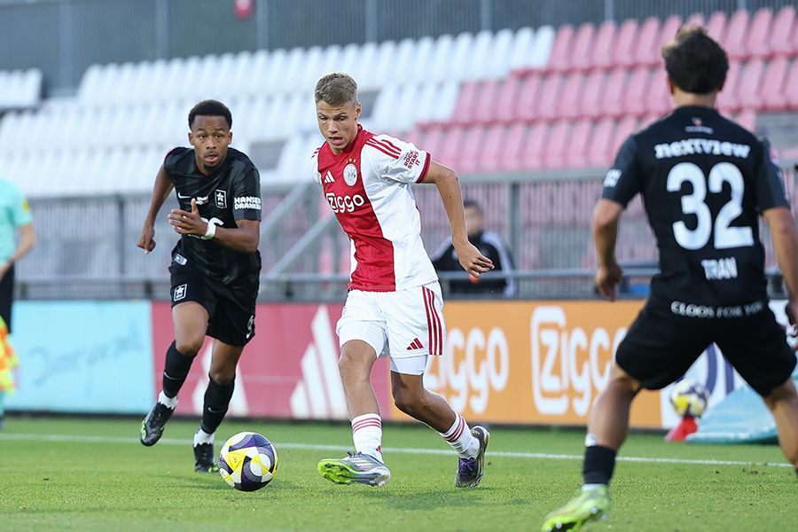 Jong Ajax MVV 2