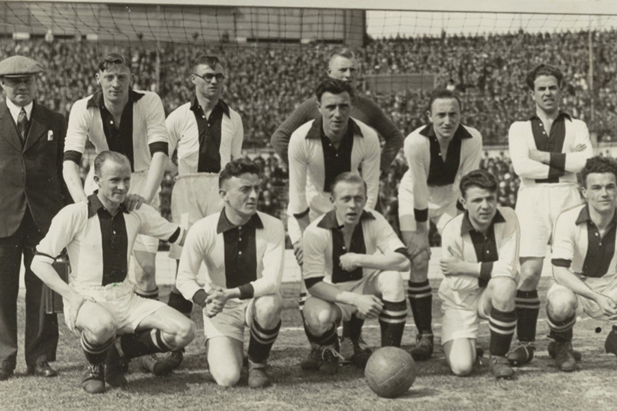 Volkers Ajax 1933 34 900