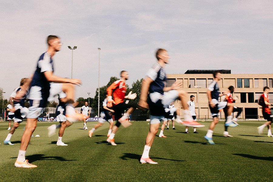 Eerste Training 16