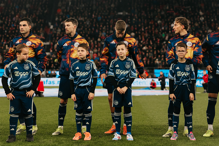 Line Up