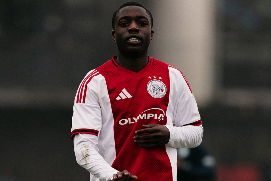 Ajax O19 7