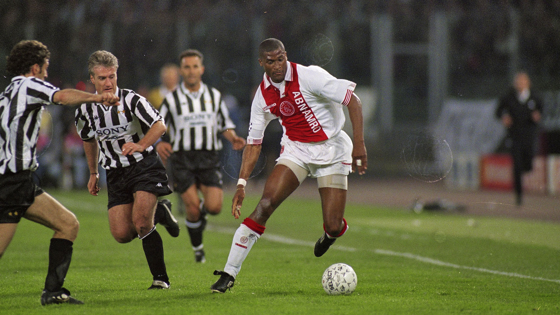 Top 5 Goals | Winston Bogarde