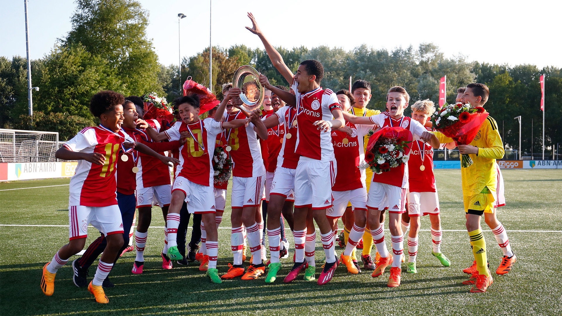 Ajax O14 Kampioen 1920