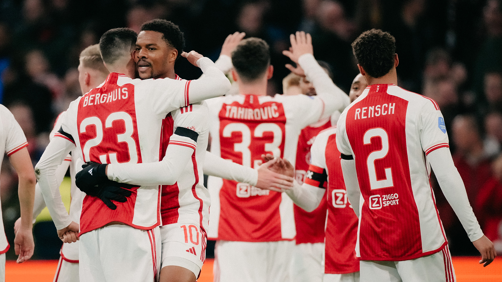 Highlights Ajax – Vitesse l Vertrouwen getankt