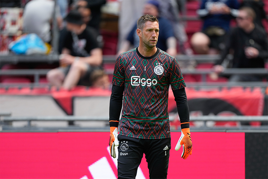 Stekelenburg900