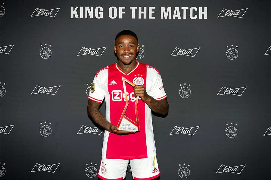 King Of The Match Steven Bergwijn 900