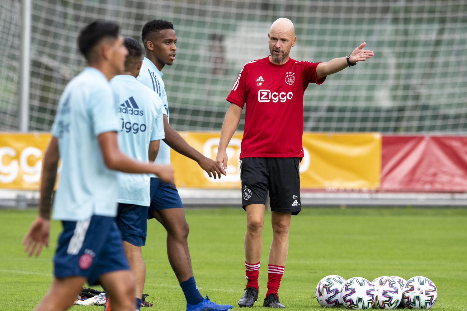 Ten Hag (1)