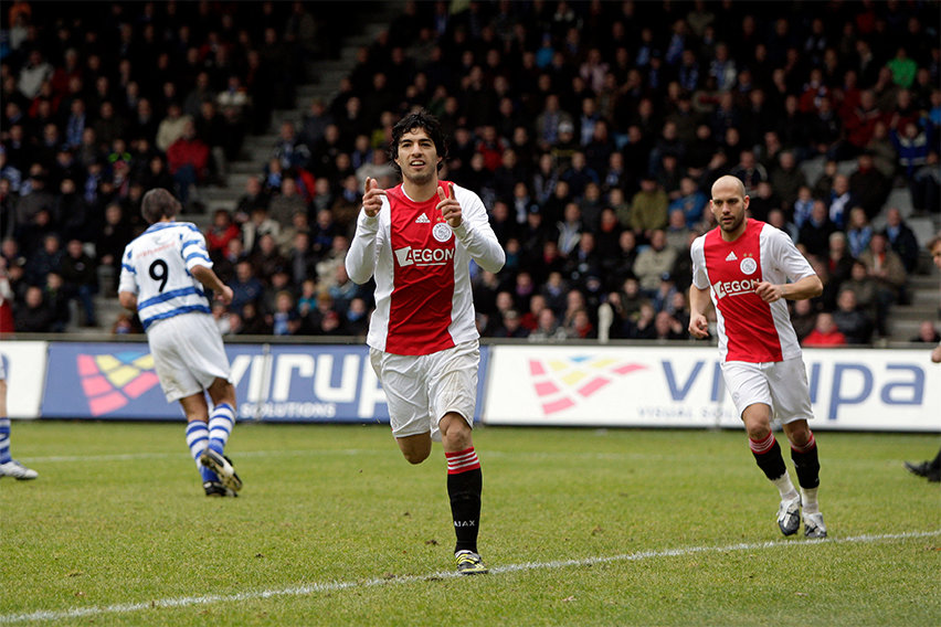 Suarez Scoort De Graafschap 900
