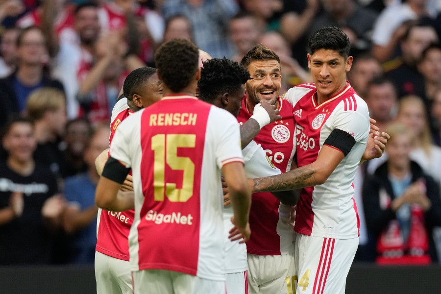 Tadic Alvarez 2223 Juichen 900 2022 09 10 Ajax SC Heerenveen 0023