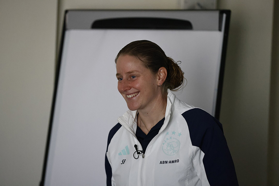 Wedstrijdbespr 5 900