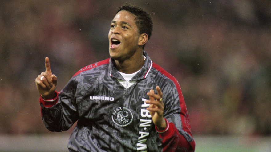 P Kluivert 880