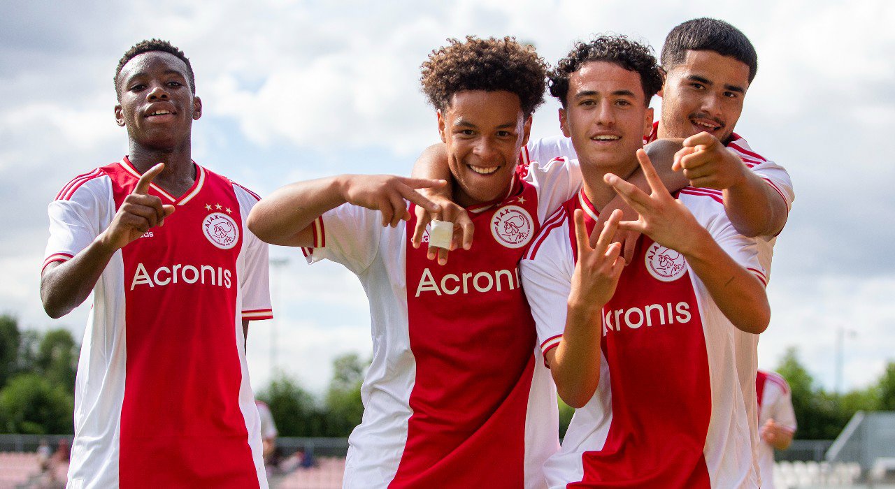 O18 2223 1280 2022 08 27 Ajax O18 Excelsior O18 0005 (1)